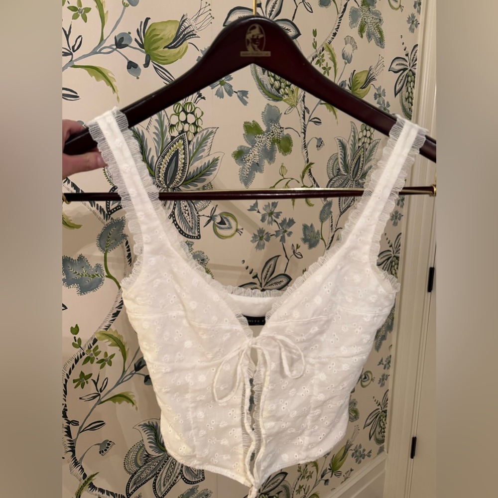 NWOT White Fox Boutique Lace Tie-Front Top XS